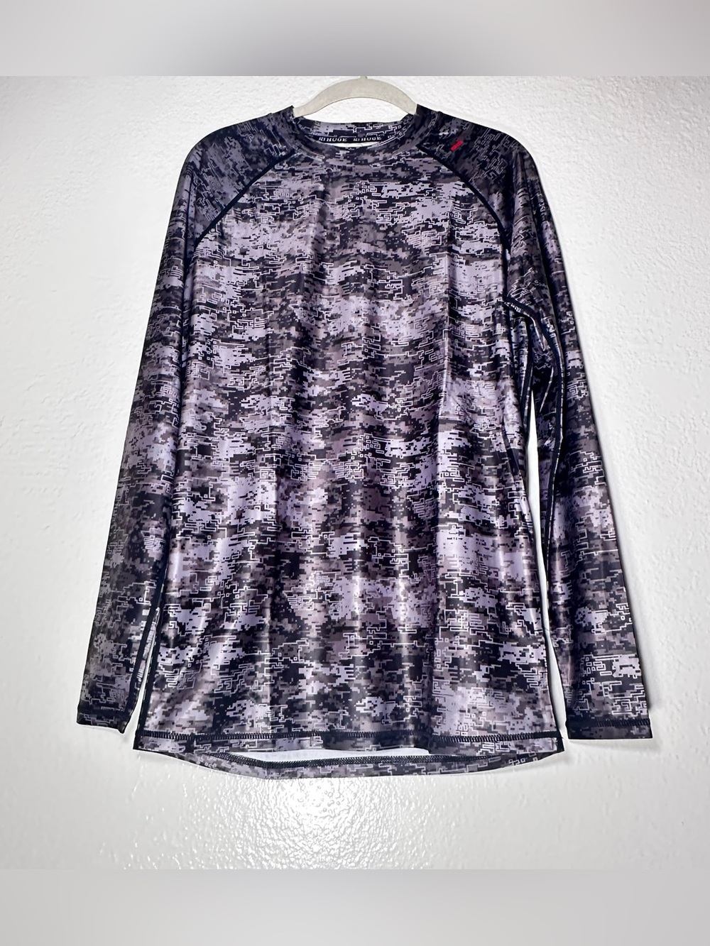 NWT Huge Sports Digital Camo Performance Shirt Mens M UPF 50+ Quick Dry Fishing